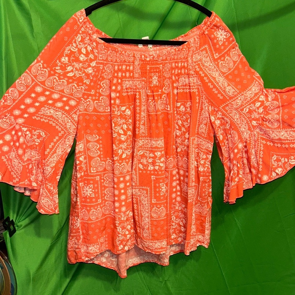 Cato Coral, Paisley Design, Boho 3/4 Bell Slv, Rouched Collar Blouse P2P 19"